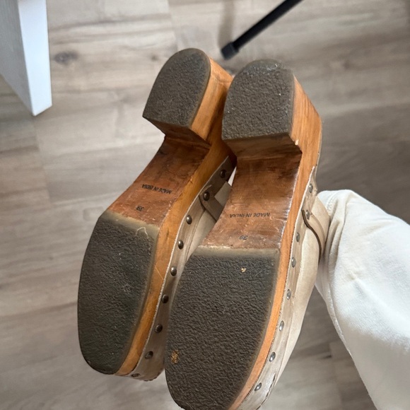 Free People Cream and Tan Leather Clogs - Picture 3 of 6